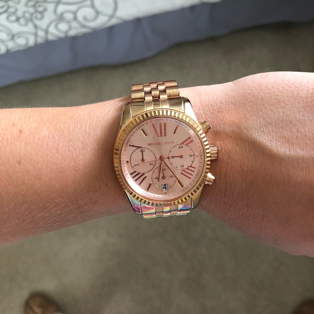 Michael Kors rose gold watch